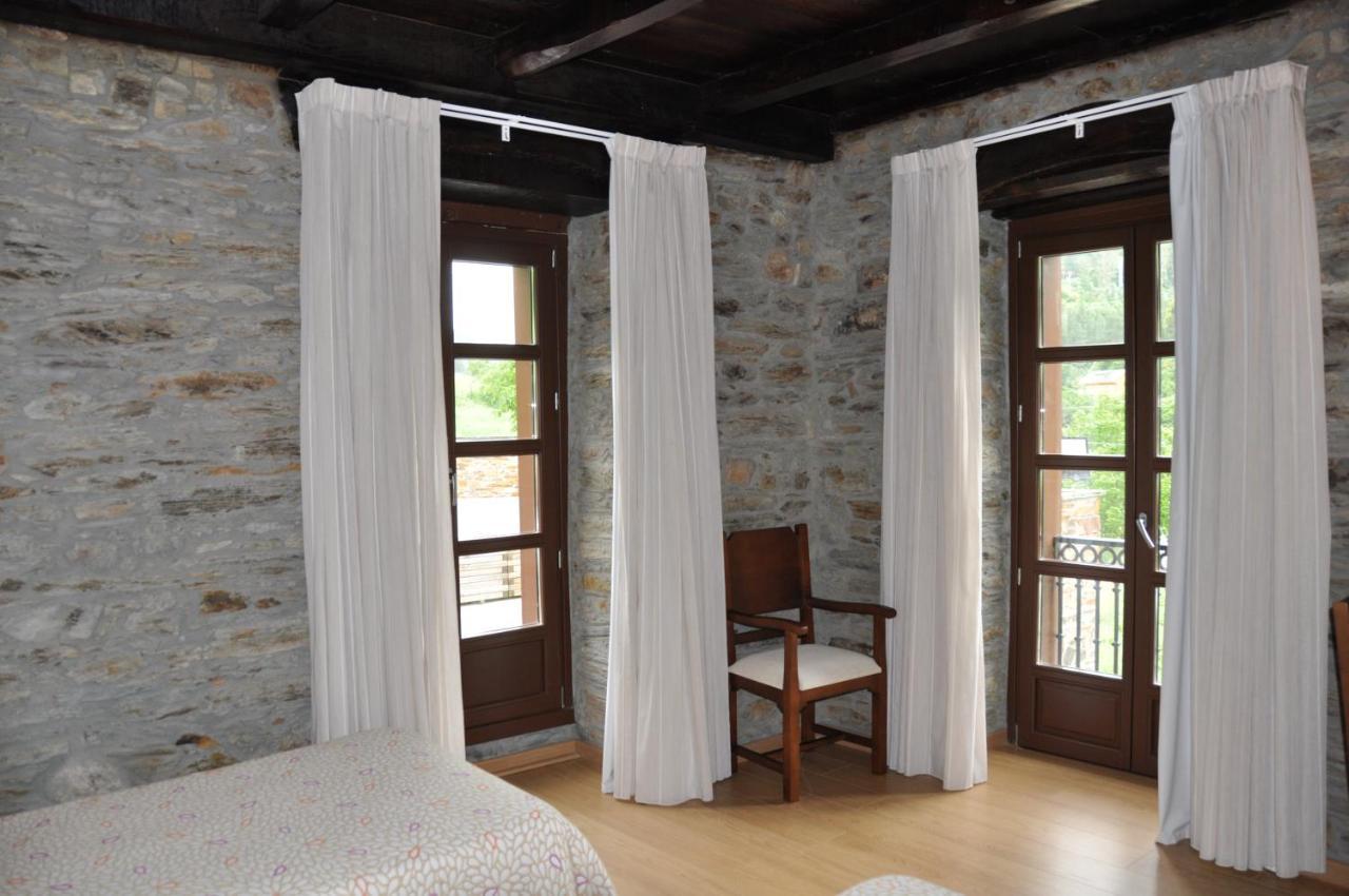 Hotel Mirador De Barcia Ribeira De Piquin Zimmer foto